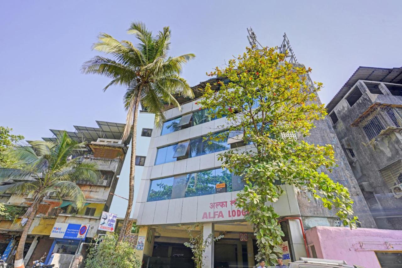Spot On 81122 Alfa Lodge Mumbai  Buitenkant foto